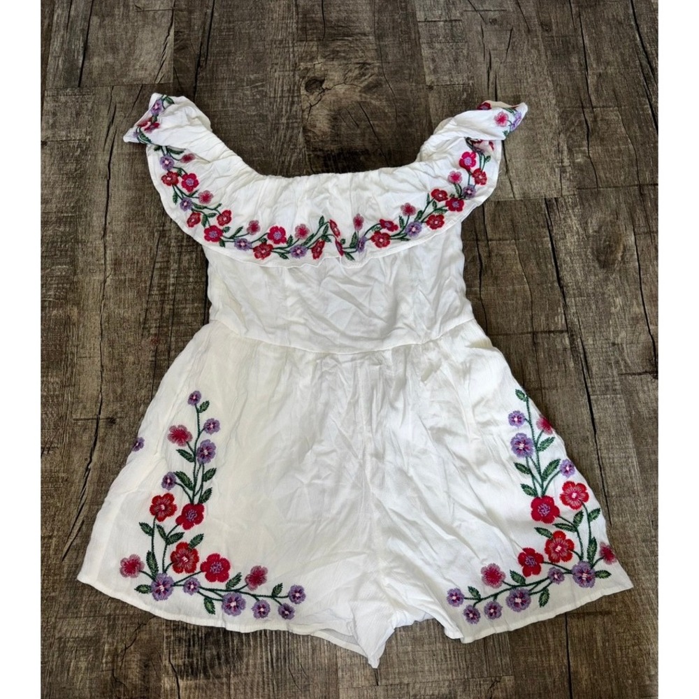American Eagle White Floral Embroidered Off The‎ Shoulder Romper Womens 6 Boho